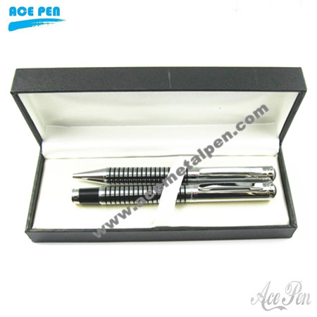 Gift Pen Sets with one Roller ball and a Twist ballpoint pen