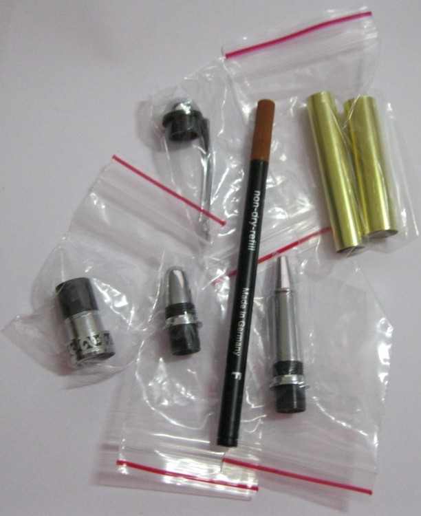 Sedona Rollerball Pen Kits in Chrome/Black Chrome